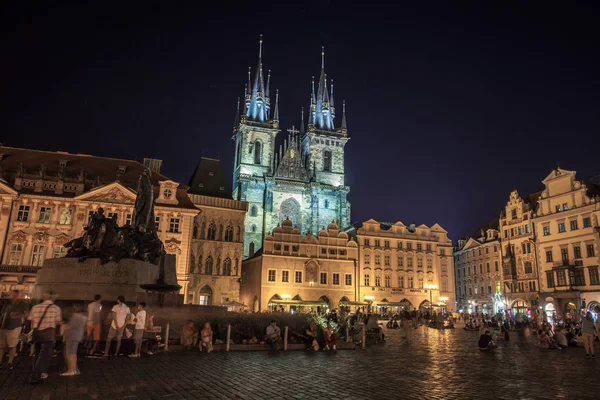 Praga, República Checa - 20.08.2018: Iglesia de Nuestra Señora ante T — Foto de Stock