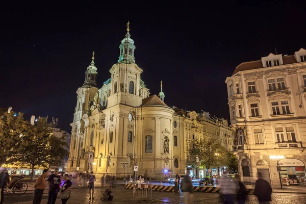 Prag, Çek Cumhuriyeti - 20.08.2018: Aziz Nikolaos Kilisesi