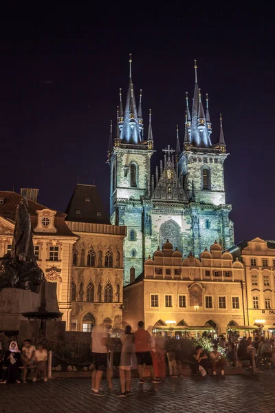 Praga, República Checa - 20.08.2018: Iglesia de Nuestra Señora ante T — Foto de Stock