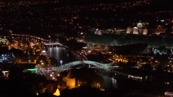 Vista General Del Puente Pieza Río Mtkvari Kura Por Noche — Vídeos de Stock