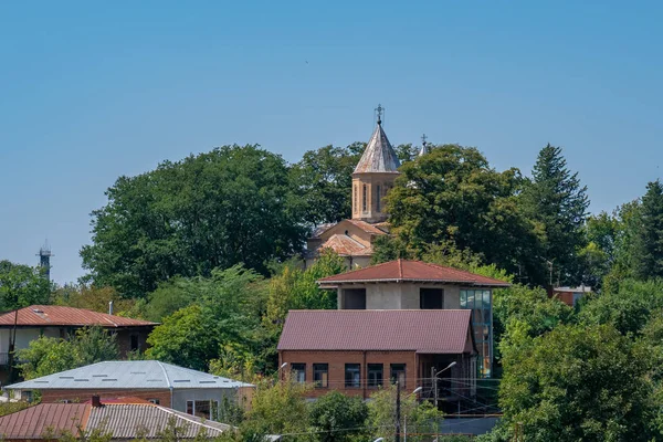 Kutaisi, Gürcistan'daki Gürcü Ortodoks Kilisesi'ne Genel Bakış. — Stok fotoğraf