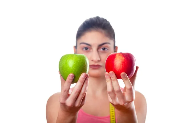 Menina saudável bonita jovem com maçã e medida. Dieta. Isola — Fotografia de Stock