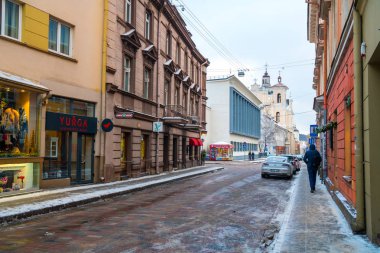 Vilnius, Lietuva - 05.01.2019: Vilnius'un eski sokakları. Yeni Y