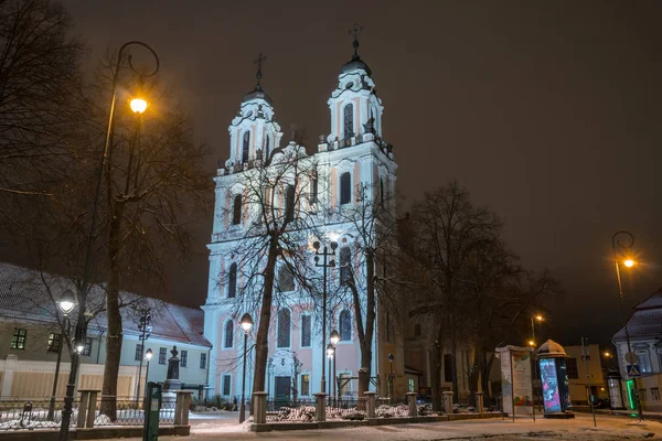 Vilnius, lietuva - 04.01.2019: st. catherine 's church is the chu — Stockfoto