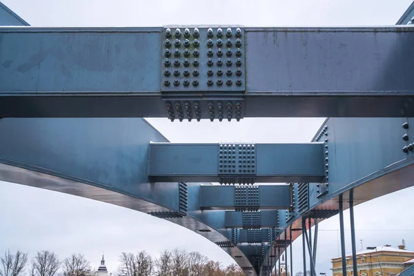 Veduta del ponte Karallaus Mindaugo sul fiume Neris a Lietuva . — Foto Stock