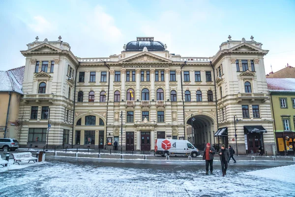 Vilnius, Litauen-04.01.2019: fasaden av byggandet av natio — Stockfoto