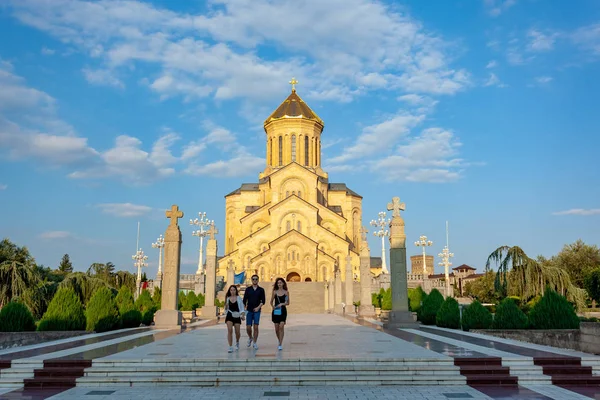 Тбилиси, Грузия - 29.07.2019: Свято-Троицкий собор Тбилиси — стоковое фото