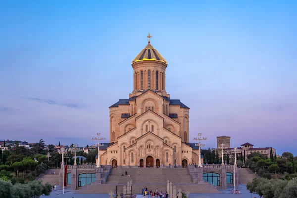 Тбилиси, Грузия - 29.07.2019: Свято-Троицкий собор Тбилиси — стоковое фото