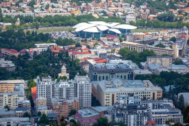 Tiflis şehir merkezinin güzel havadan görünümü, Kamu Hizmeti Hal
