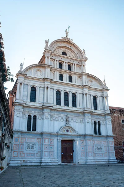 Kostel San Zaccaria je bývalý klášterní kostel v 15. — Stock fotografie
