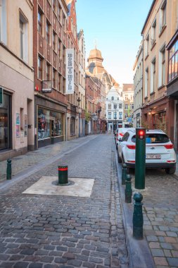 Brüksel, Belçika - 21.01.2019: Bruss'ta eski kentin sokak manzarası