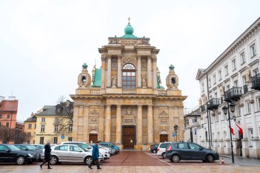 Varşova, Polonya - 02.01.2019: Rokoko Ziyaretinin ön görünümü