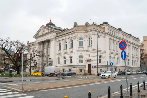 Warsaw, Poland - 02.01.2019: Beautiful historical neoclassical s — Stock Photo, Image