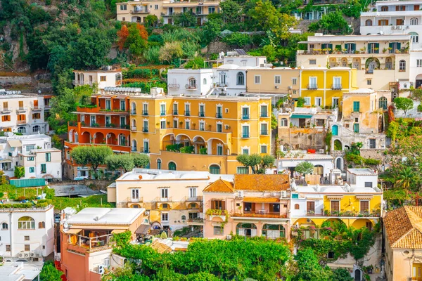 Positano Bir Dağda Güzel Renkli Evler Talya Nın Amalfi Kıyısında — Stok fotoğraf