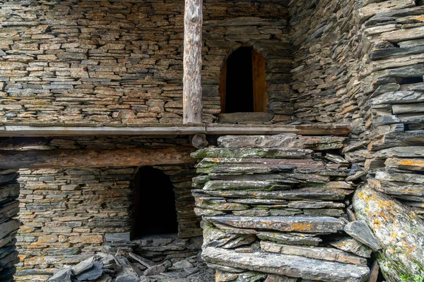 Rovinato Borgo Medievale Fortezza Mutso Regione Khevsureti Georgia Caucaso — Foto Stock