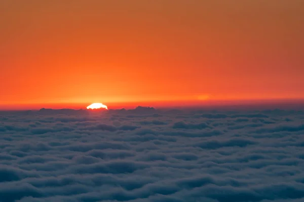 五十文字山からの夕日の美しい景色 空気中でアップ — ストック写真