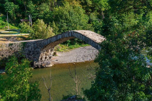 Histórico Puente Arco Piedra Sobre Río Ajaristskali Puente Dandalo Georgia — Foto de Stock