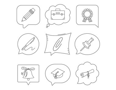 Mezuniyet kap, kalem ve diploma simgeleri.