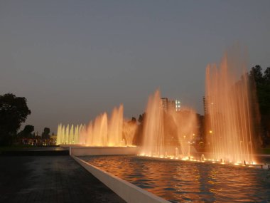 Rezerv Park, Lima, Peru dünya Guinness rekoru büyük çeşmeler için büyülü suyu devrede geceleri ışıklı çeşmeler