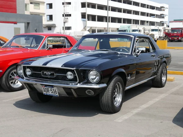 Lima Peru Setembro 2017 Vista Frontal Lateral Ford Mustang V289 — Fotografia de Stock