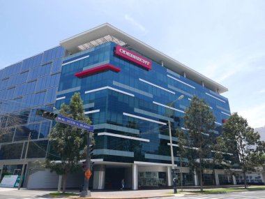 Brezilya Odebrecht şirket ve Lima San Isidro ilçe ve dış cephe cam malzeme ile onun modern ofis binaları bulunan Perulu genel merkezi.