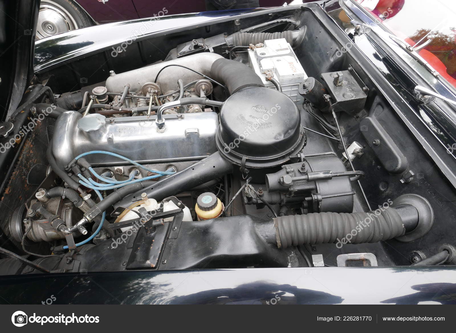 Lima Peru October 2018 Engine Side View Skill Black Mercedes