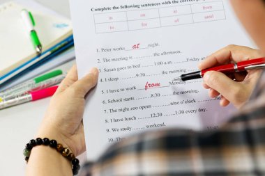 Tabloda İngilizce testi