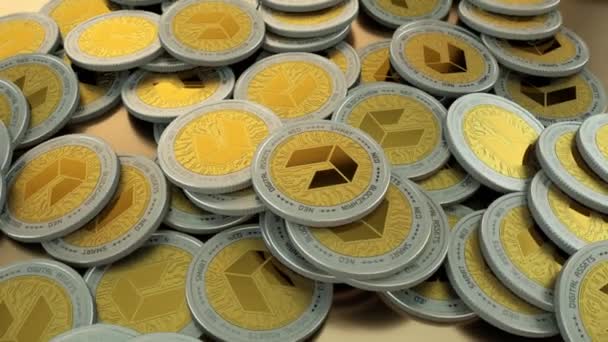 在一堆新的密码币硬币周围盘旋的相机无缝循环动画 伟大的 Blockchain Fintech 相关内容 — 图库视频影像