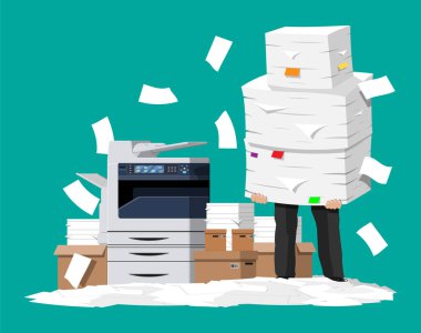 İşadamı yığın office belgeleri ve yazıcı