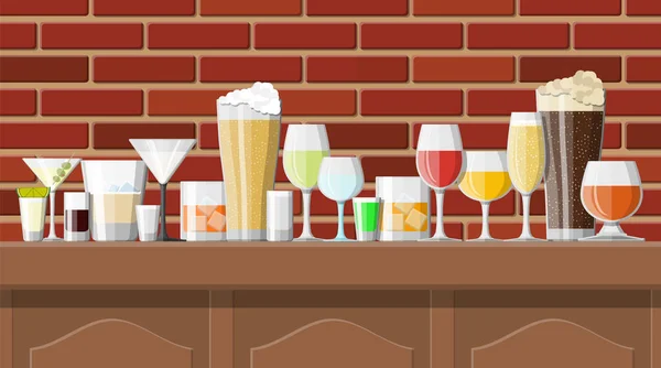 Alcohol drinks collection in glasses. — Stock Vector