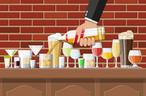 Alcohol drinks collection in glasses. — Stock Vector