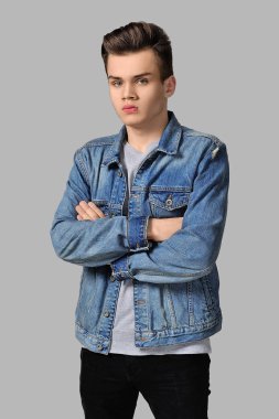 Bir genç çocuk lise portresi.