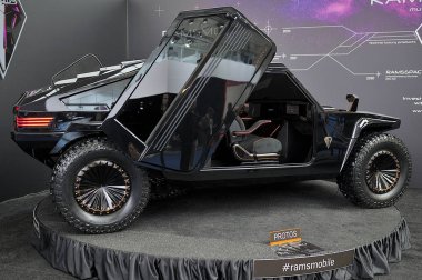 Frankfurt, Almanya - Eylül 2019: Siyah Ramsmobile Rm-X2 tabanlı 