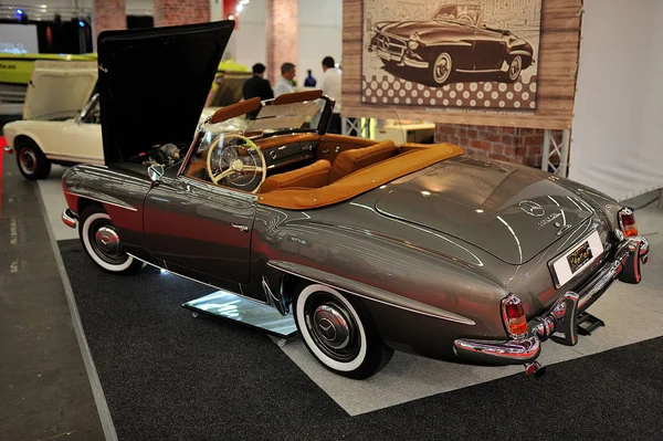 Frankfurt, Almanya - Eylül 2019: Retro Mercedes Cabriolet, Iaa In
