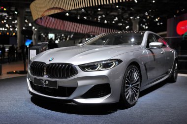 Frankfurt, Almanya - Eylül 2019: Gümüş Bmw 8, Iaa Internatio
