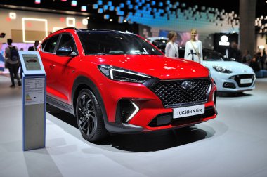 Frankfurt, Almanya - Eylül 2019: kırmızı Hyundai Tucson SUv, Iaa Inte