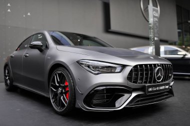 Frankfurt, Almanya - Eylül 2019: Gümüş Mercedes-Benz Amg Cla 45 