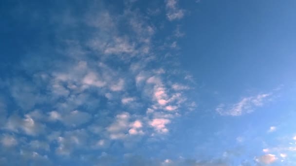 Céu Nublado Pôr Sol Com Nuvens Escuras Flutuantes Vídeo 1920X1080 — Vídeo de Stock