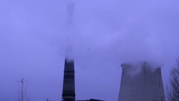 Poluição Atmosférica Por Fumaça Industrial Dióxido Tubos Fumaça Vapor Estação — Vídeo de Stock
