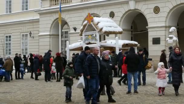 Lviv Ukraine January 2019 People Pedestrians Walk Market Square Ploscha — Stock Video