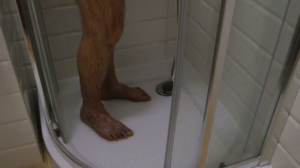 Bathroom Interior Legs Adult Man Caucasian Ethnicity Who Takes Shower — Stock Video