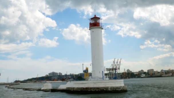 Farul Singur Situat Mare Fundalul Golfului Odessa Lângă Portul Odessa — Videoclip de stoc
