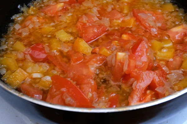 Homemade kitchen. Making sauce, dressing for vegetarian food. Fr — Stock Photo, Image