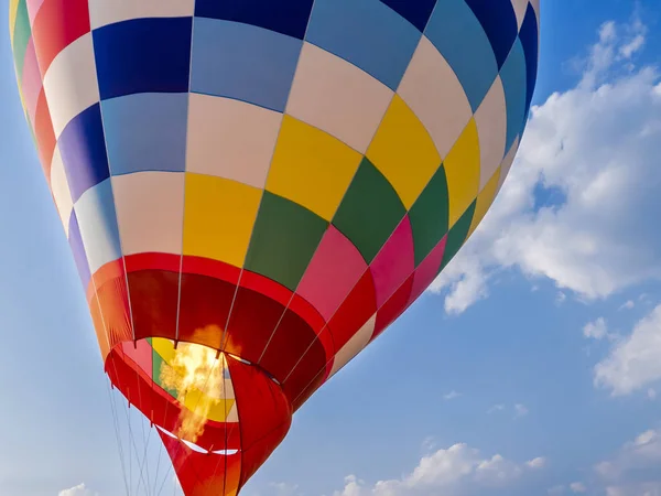 Propaan gas vuur brander in hete luchtballon voor opstijgen 1 — Stockfoto