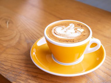 Tablo 9 kahve fincanı