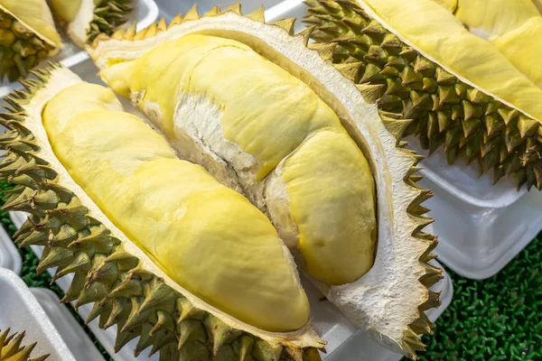 Meyvelerin Durian kralının yakın çekim 5