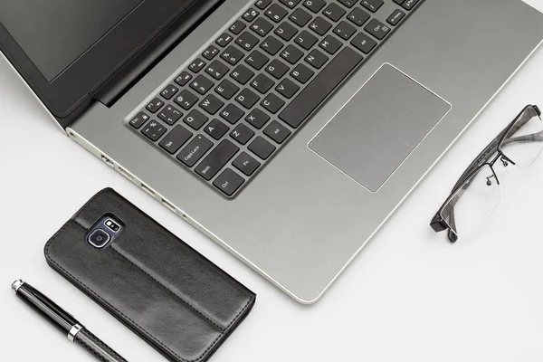 Workspace Composition Laptop Computer Smartphone Pen Folded Glasses Office Desk — Stock Photo, Image