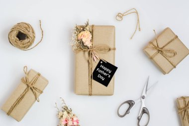 Babalar günü konsepti. Etiket H ile Diy el mand Babalar Günü hediyeler