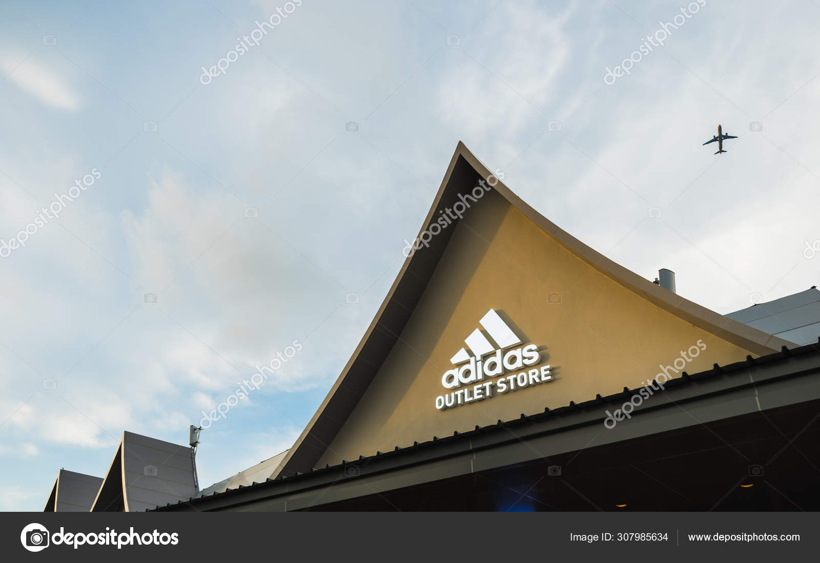 deposite adidas outlet