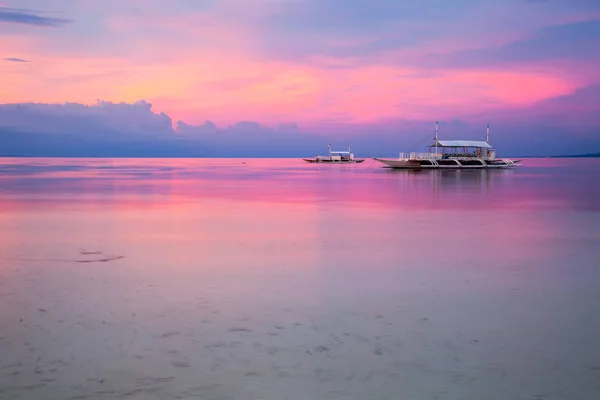 Filipin Sahilde Çarpıcı Görünümü Günbatımı Doljo Beach Panglao Bohol Filipinler - Stok İmaj